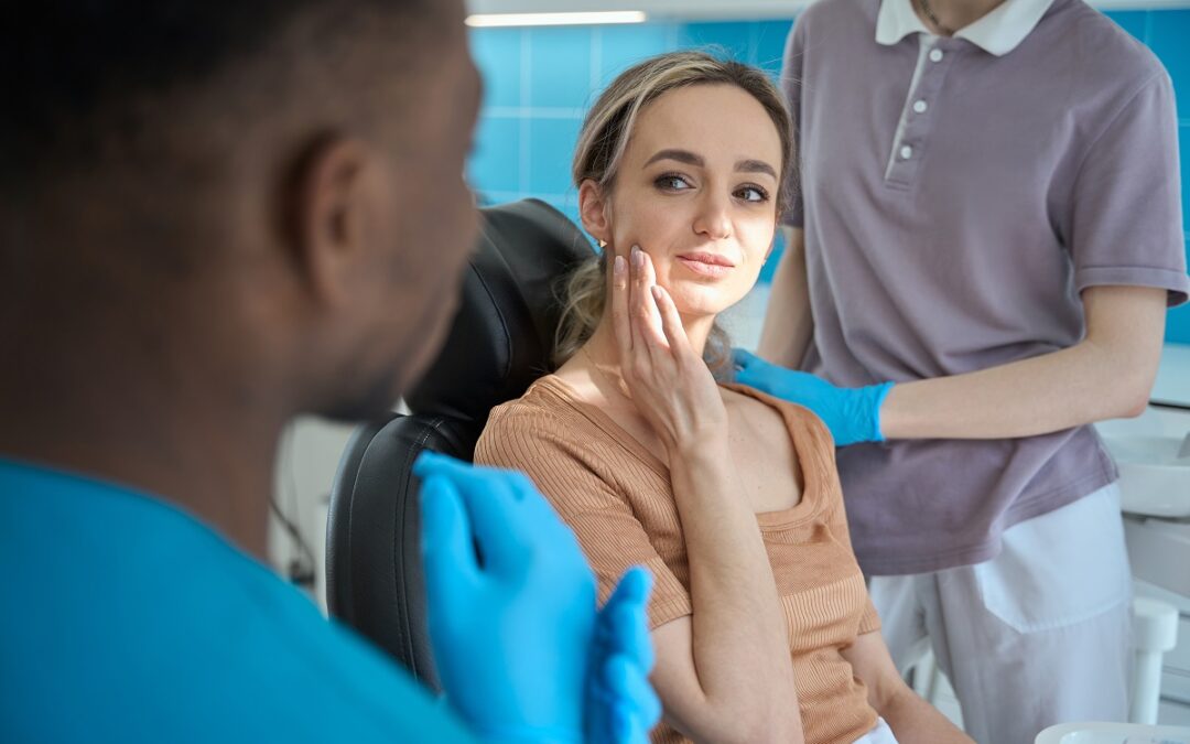 7 Dental Problems Dentists in Roswell See Every Week (And When You Should Worry)